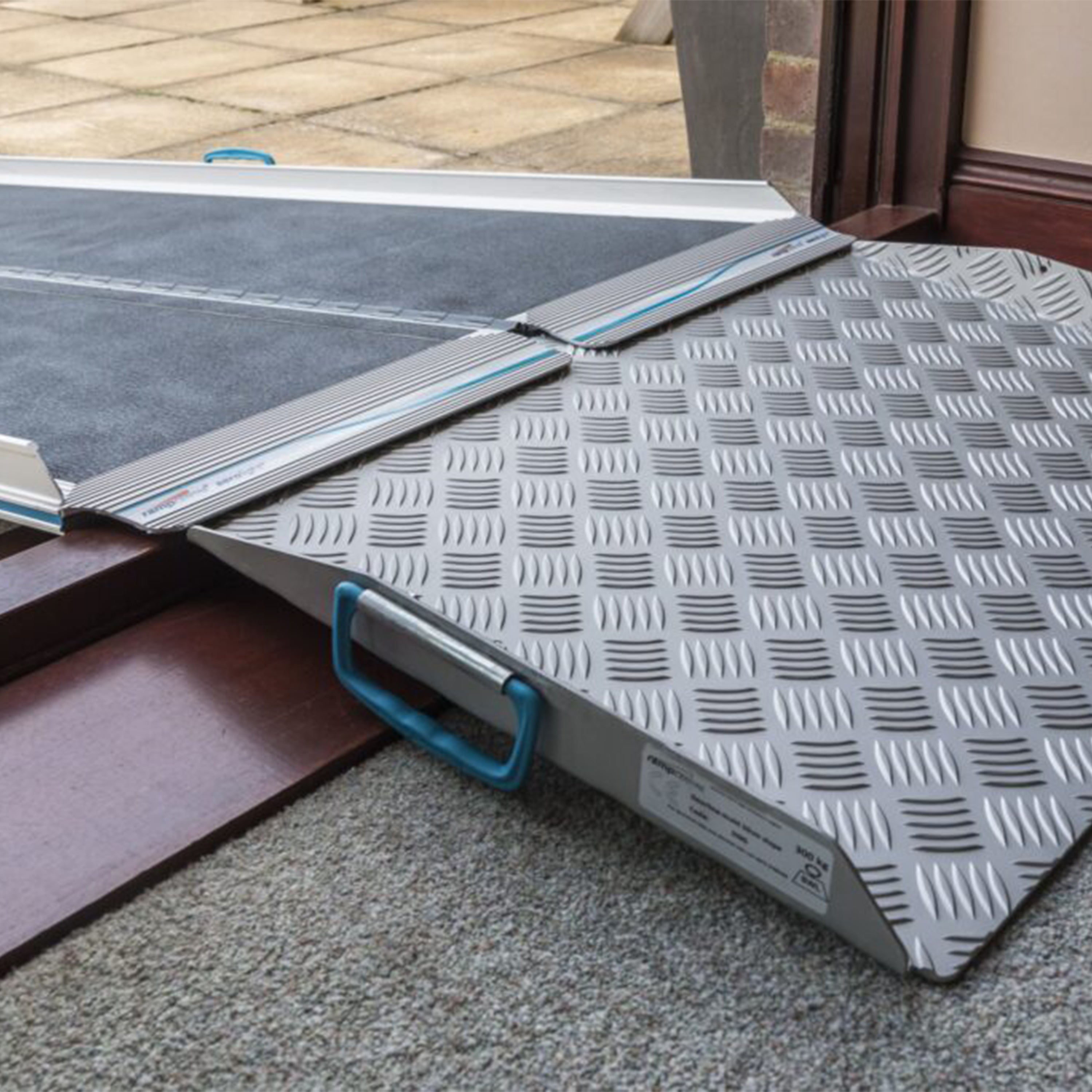 Seating Over Ramp Aerolight-Up & Over Ramp combination – Seacroft Mobility