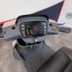 Motion Xcursion EX-Display 8mph Mobility Scooter 6 Months Warranty NEW BATTS